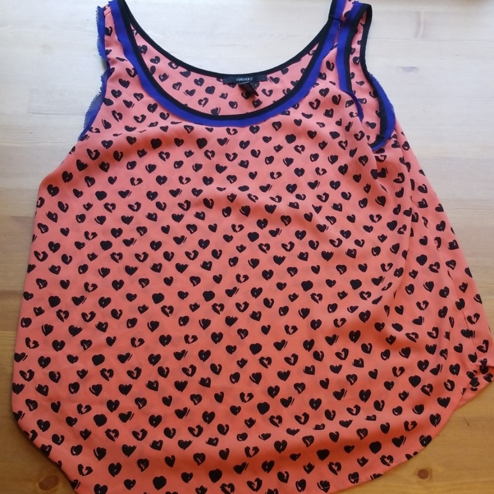 NWOT Forever 21 tank w hearts and unique trim